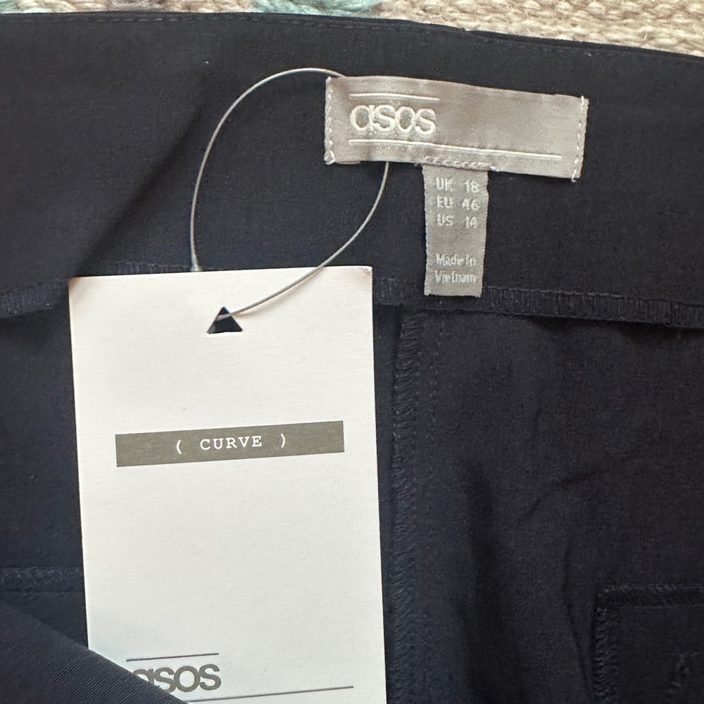 Slim high rise navy trousers NWT - Picture 2 of 6